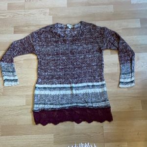 Meworld live and let live sweater